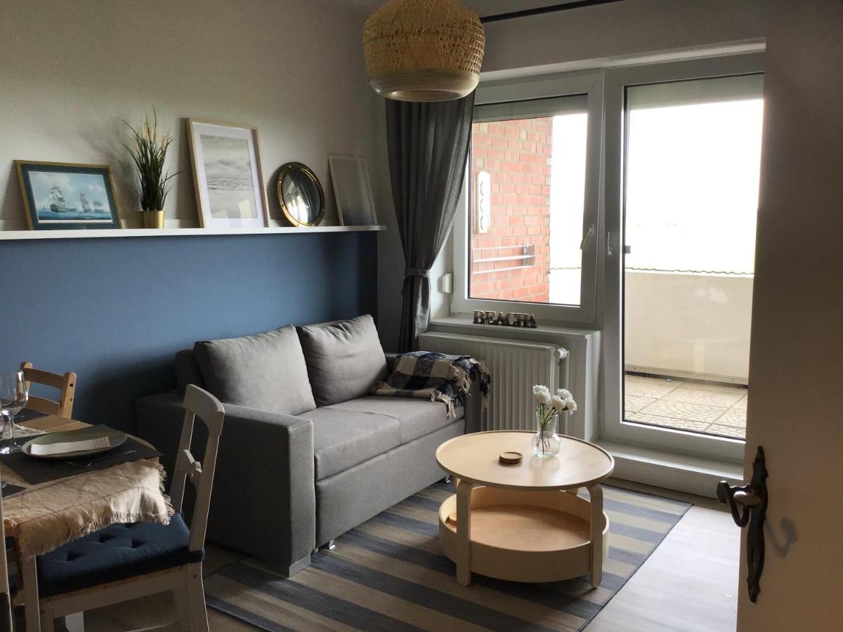 Liebevoll Eingerichtete Ferienwohnung Luettje Koje ドルヌム エクステリア 写真