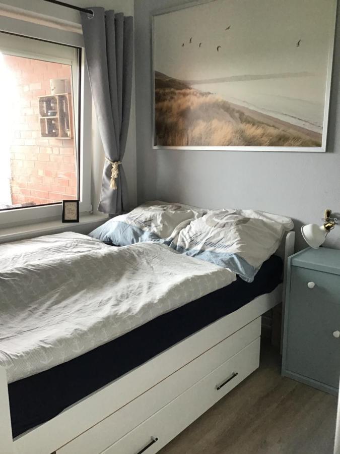 Liebevoll Eingerichtete Ferienwohnung Luettje Koje ドルヌム エクステリア 写真